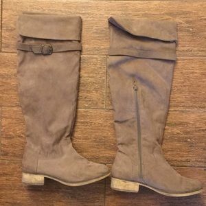 Suede light brown boots, over the knee length.